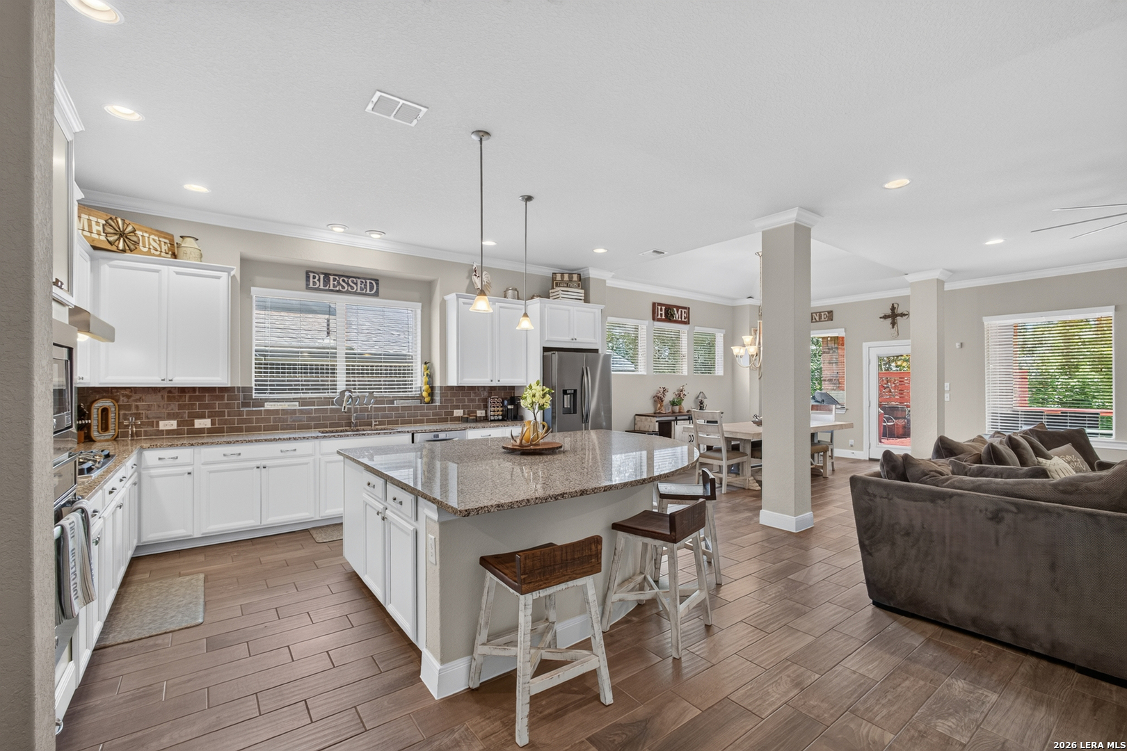 2037 Cullum Park San Antonio TX 78253