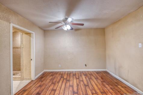 155 Avenida Juarez Brackettville TX 78832