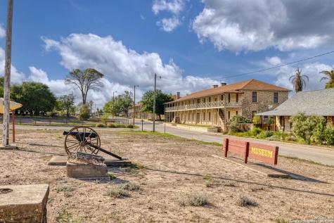 155 Avenida Juarez Brackettville TX 78832