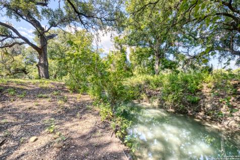 155 Avenida Juarez Brackettville TX 78832