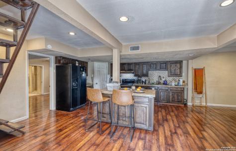 155 Avenida Juarez Brackettville TX 78832