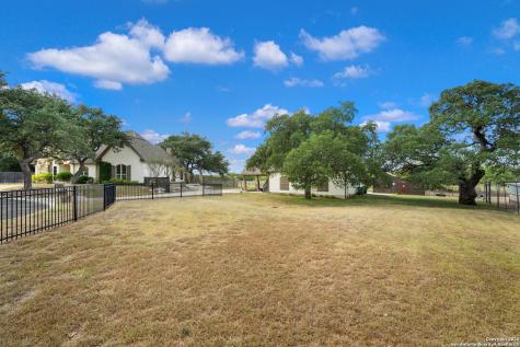 29755 No Le Hace Fair Oaks Ranch TX 78015