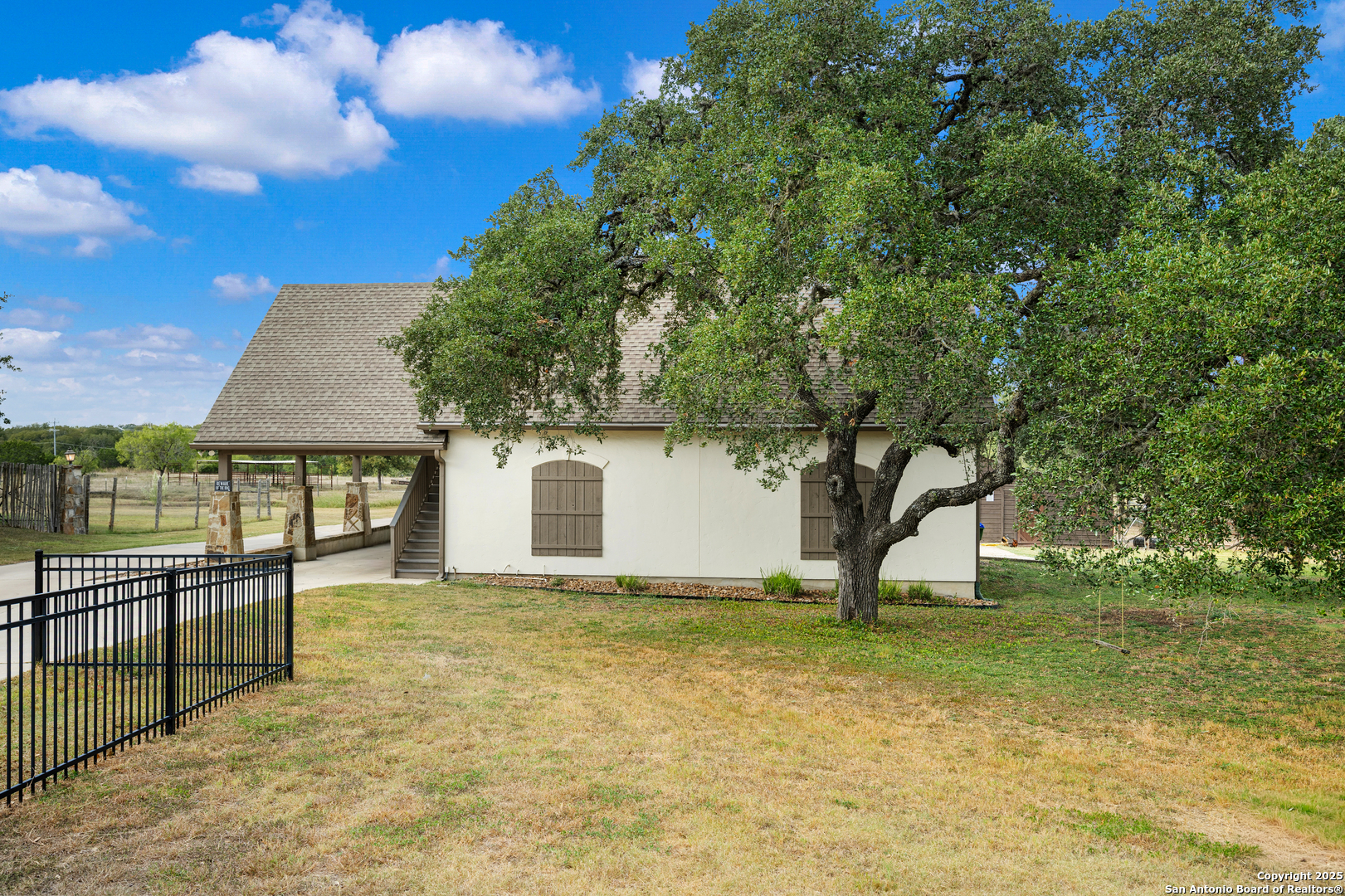 29755 No Le Hace Fair Oaks Ranch TX 78015