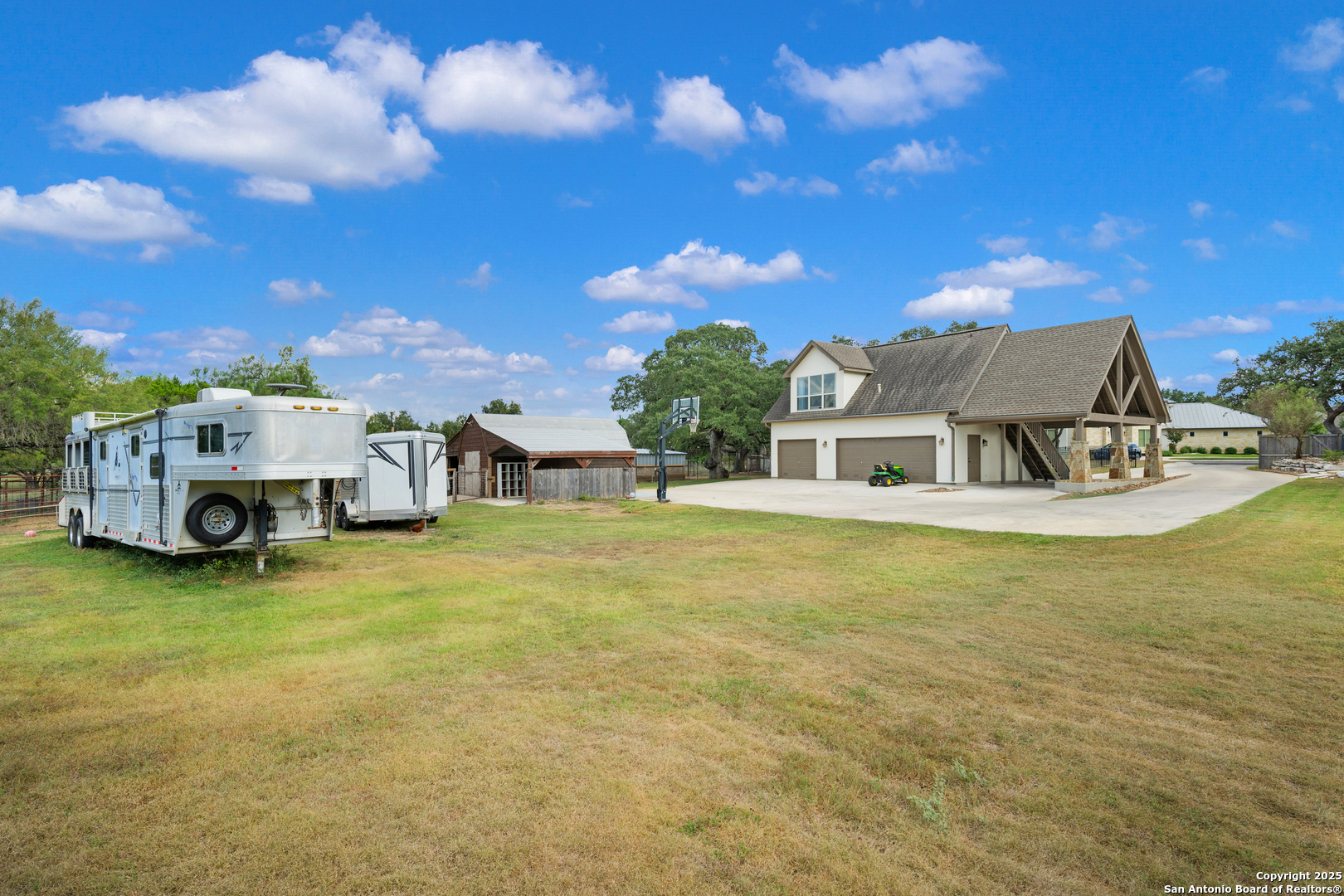 29755 No Le Hace Fair Oaks Ranch TX 78015