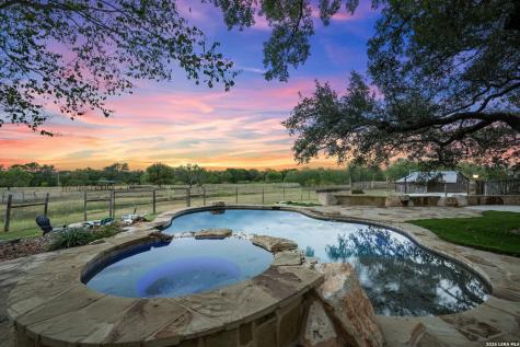 29755 No Le Hace Fair Oaks Ranch TX 78015