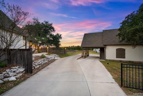29755 No Le Hace Fair Oaks Ranch TX 78015