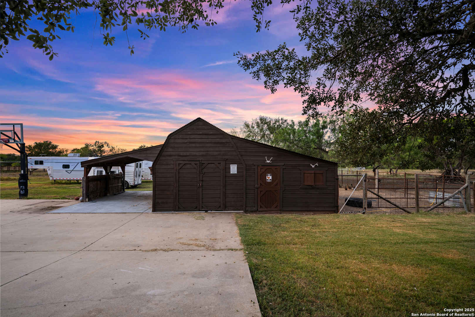 29755 No Le Hace Fair Oaks Ranch TX 78015