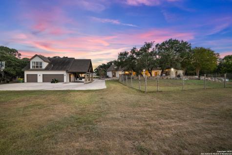29755 No Le Hace Fair Oaks Ranch TX 78015