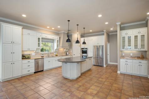 29755 No Le Hace Fair Oaks Ranch TX 78015