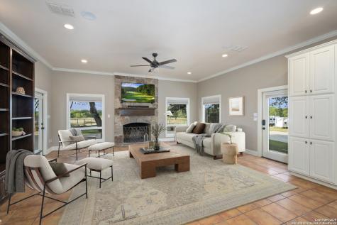 29755 No Le Hace Fair Oaks Ranch TX 78015