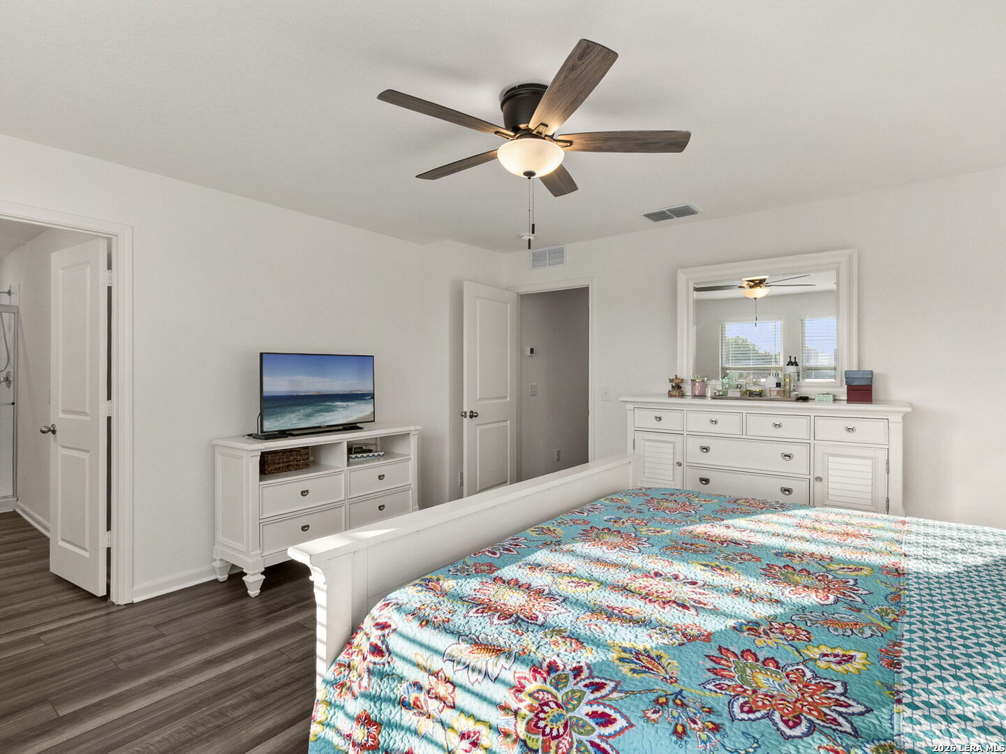 4905 Hallies Garden St Hedwig TX 78152