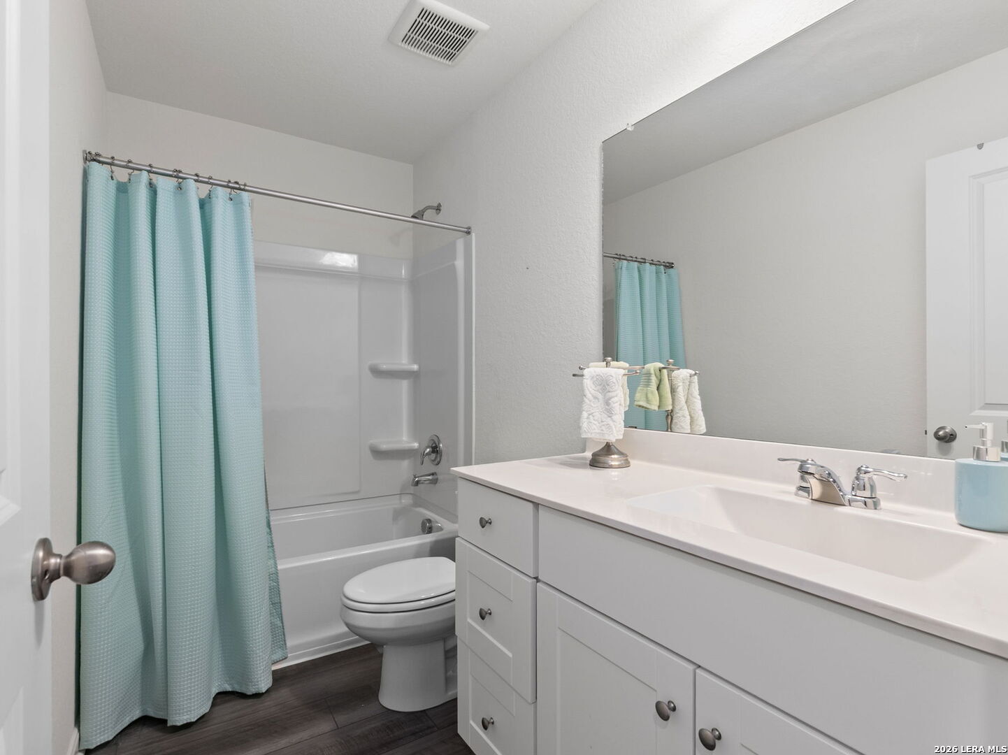 4905 Hallies Garden St Hedwig TX 78152
