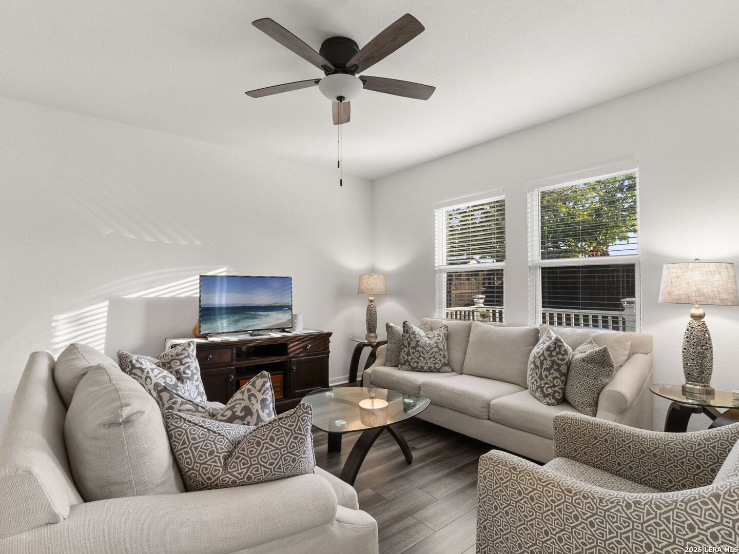 4905 Hallies Garden St Hedwig TX 78152