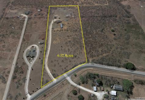 14540 Ted Williams Road Atascosa TX 78002