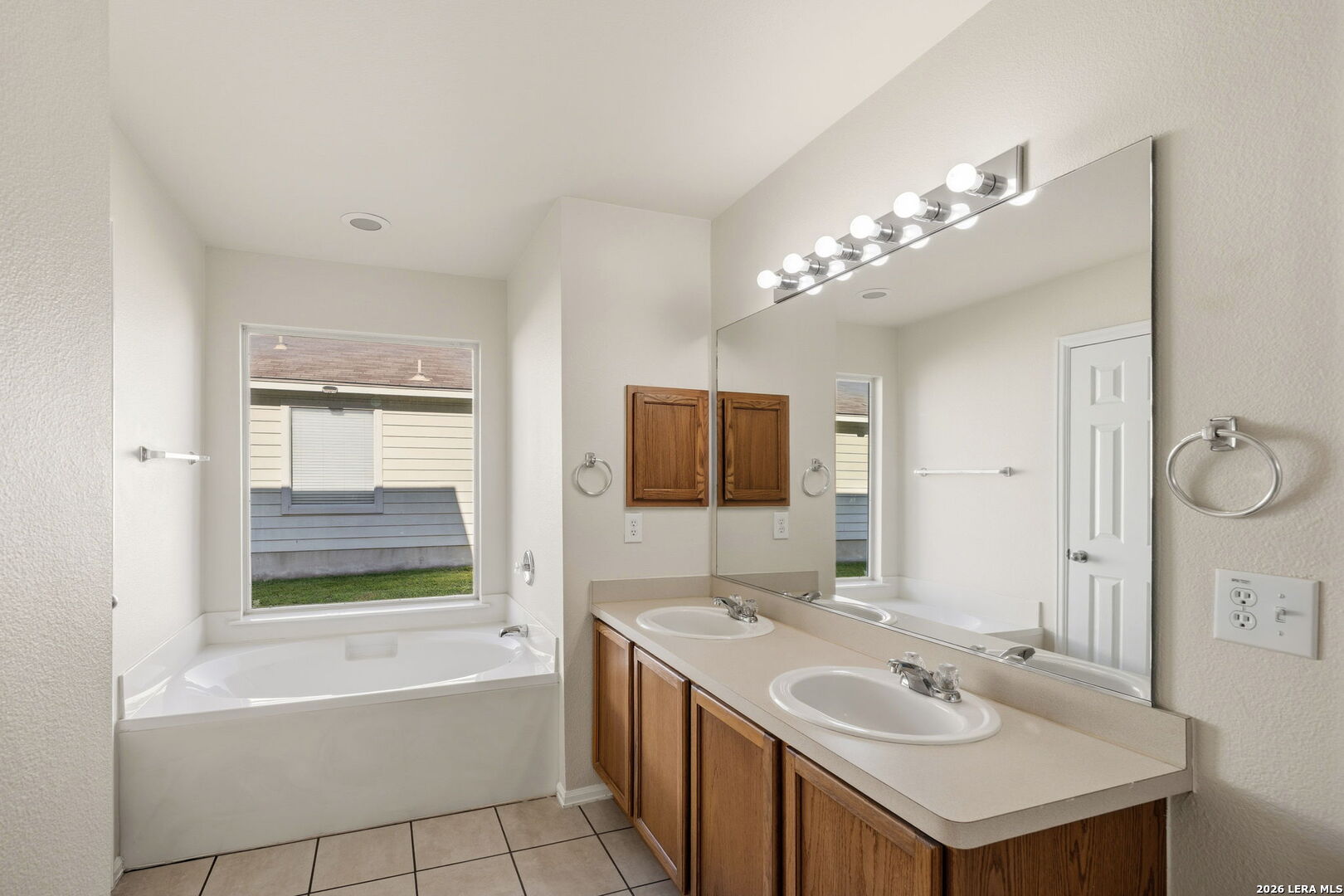 9411 Mulberry Path San Antonio TX 78251