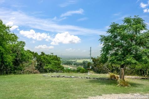 260 Chinaberry Lane Fredericksburg TX 78624