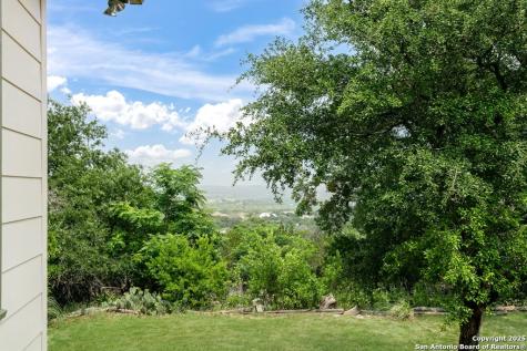 260 Chinaberry Lane Fredericksburg TX 78624