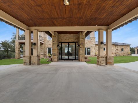 298 Table Rock Helotes TX 78023