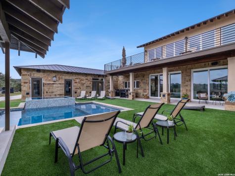 298 Table Rock Helotes TX 78023