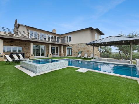 298 Table Rock Helotes TX 78023