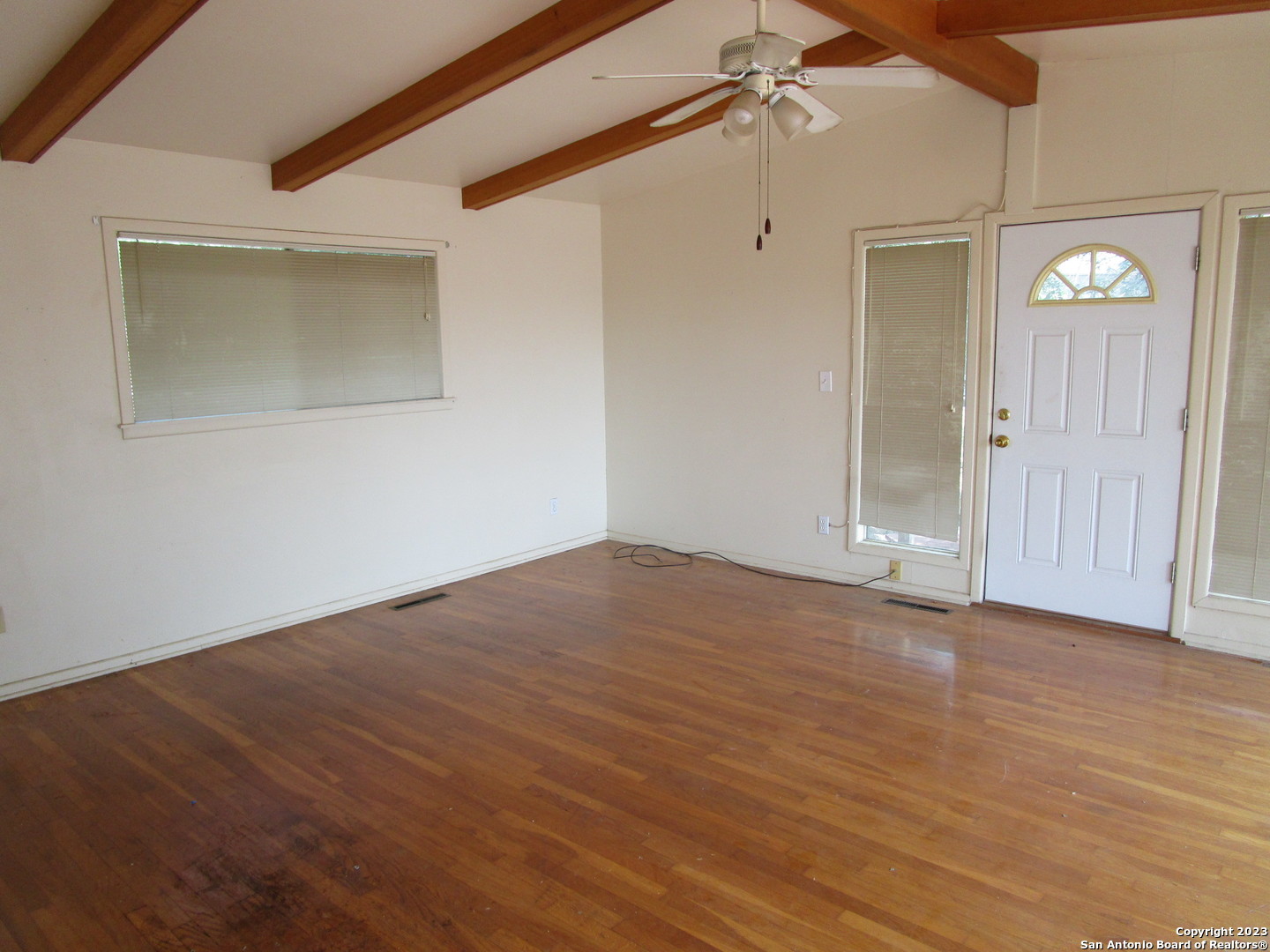 1203 N Walnut Avenue New Braunfels TX 78130