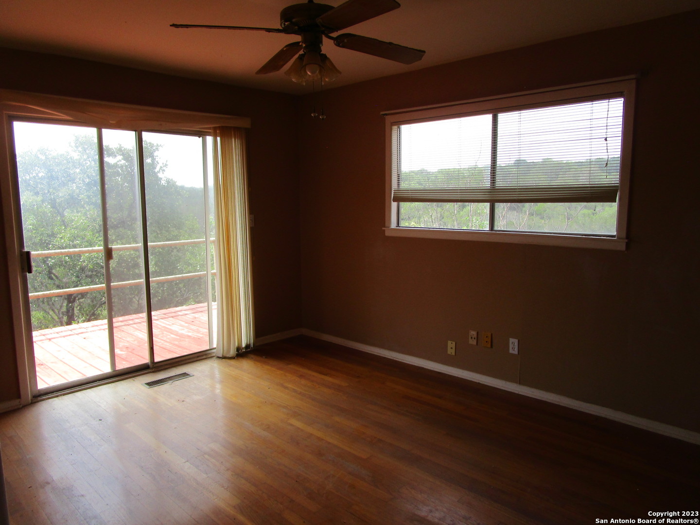 1203 N Walnut Avenue New Braunfels TX 78130