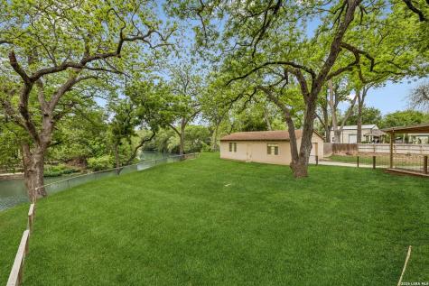900 Boenig Street Seguin TX 78155