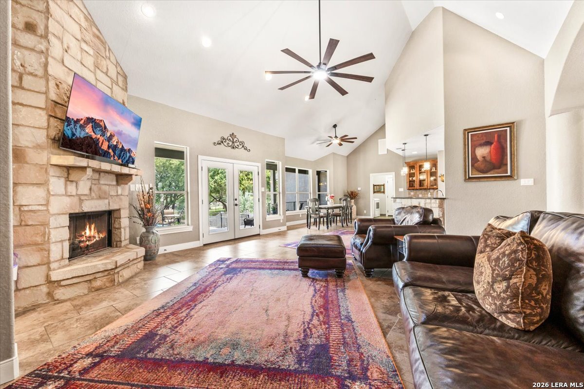 563 Cambridge New Braunfels TX 78132