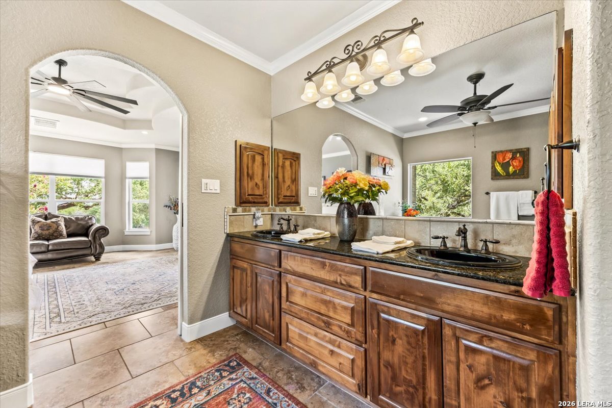 563 Cambridge New Braunfels TX 78132