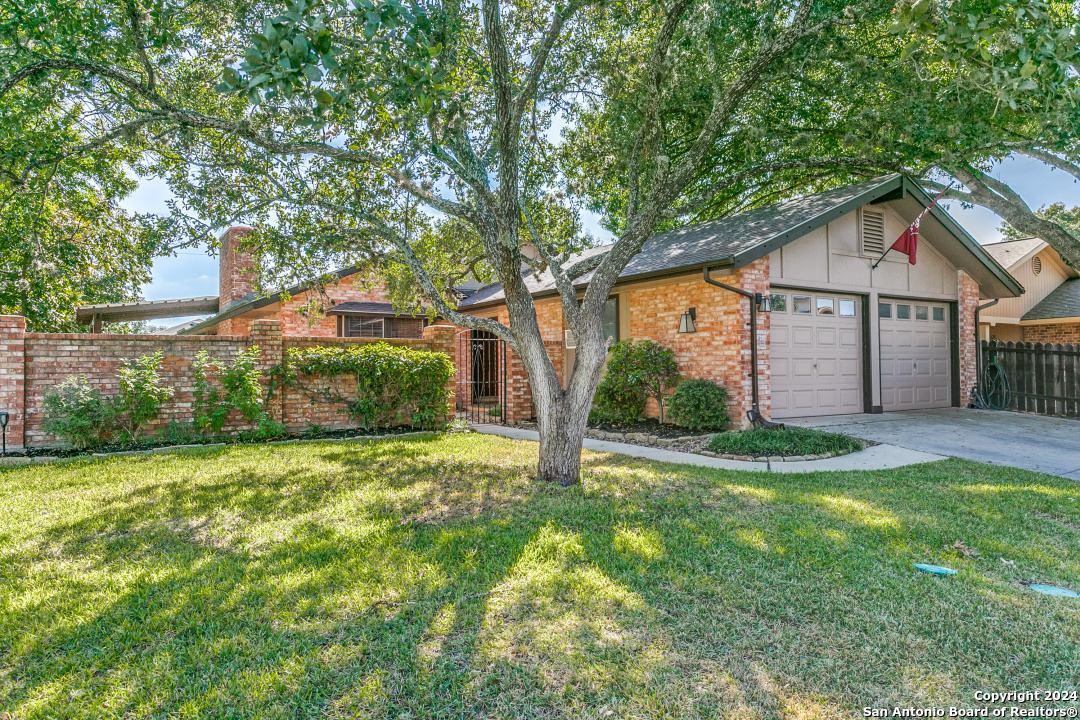 8903 Hetherington Drive San Antonio TX 78240