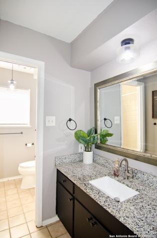 1405 Palo Blanco Beeville TX 78102