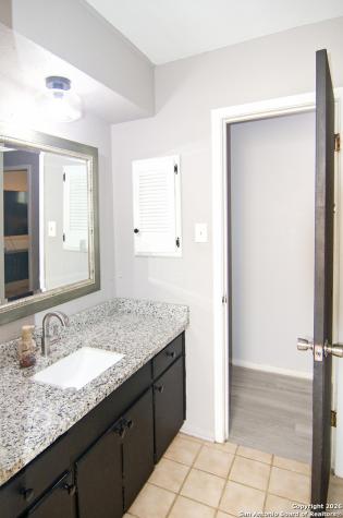 1405 Palo Blanco Beeville TX 78102