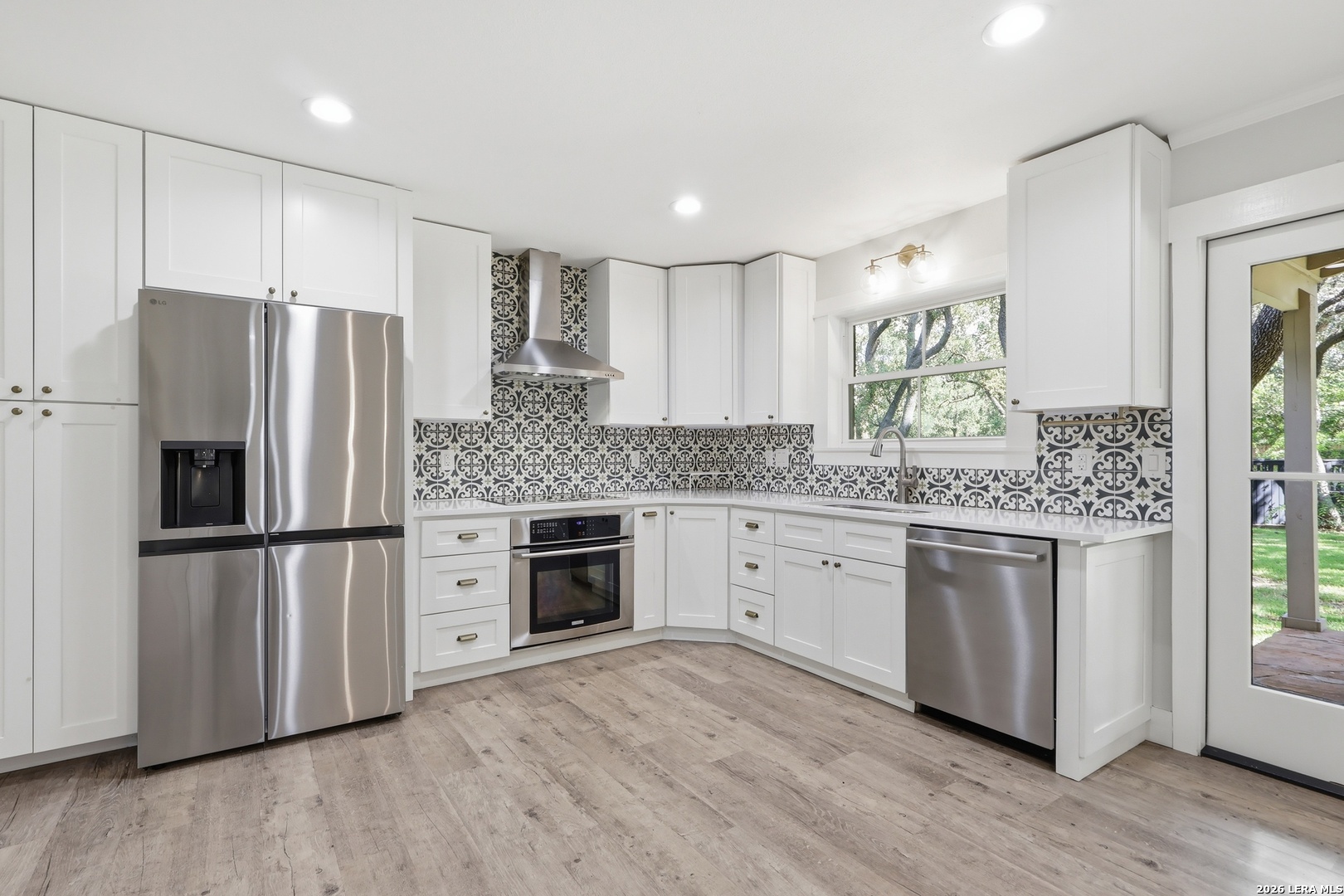 100 Fleetwood Drive Hollywood Park TX 78232