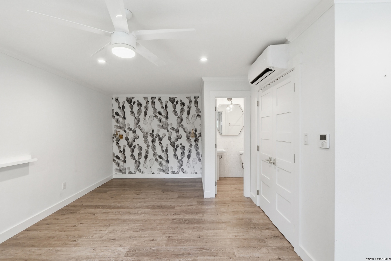 100 Fleetwood Drive Hollywood Park TX 78232