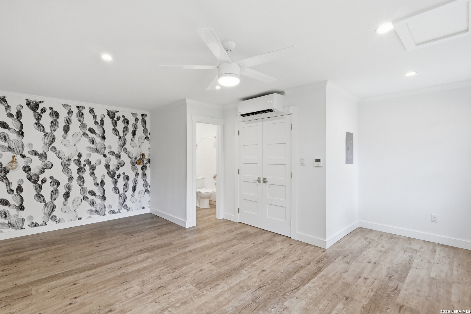 100 Fleetwood Drive Hollywood Park TX 78232