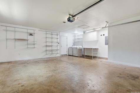 100 Fleetwood Drive Hollywood Park TX 78232