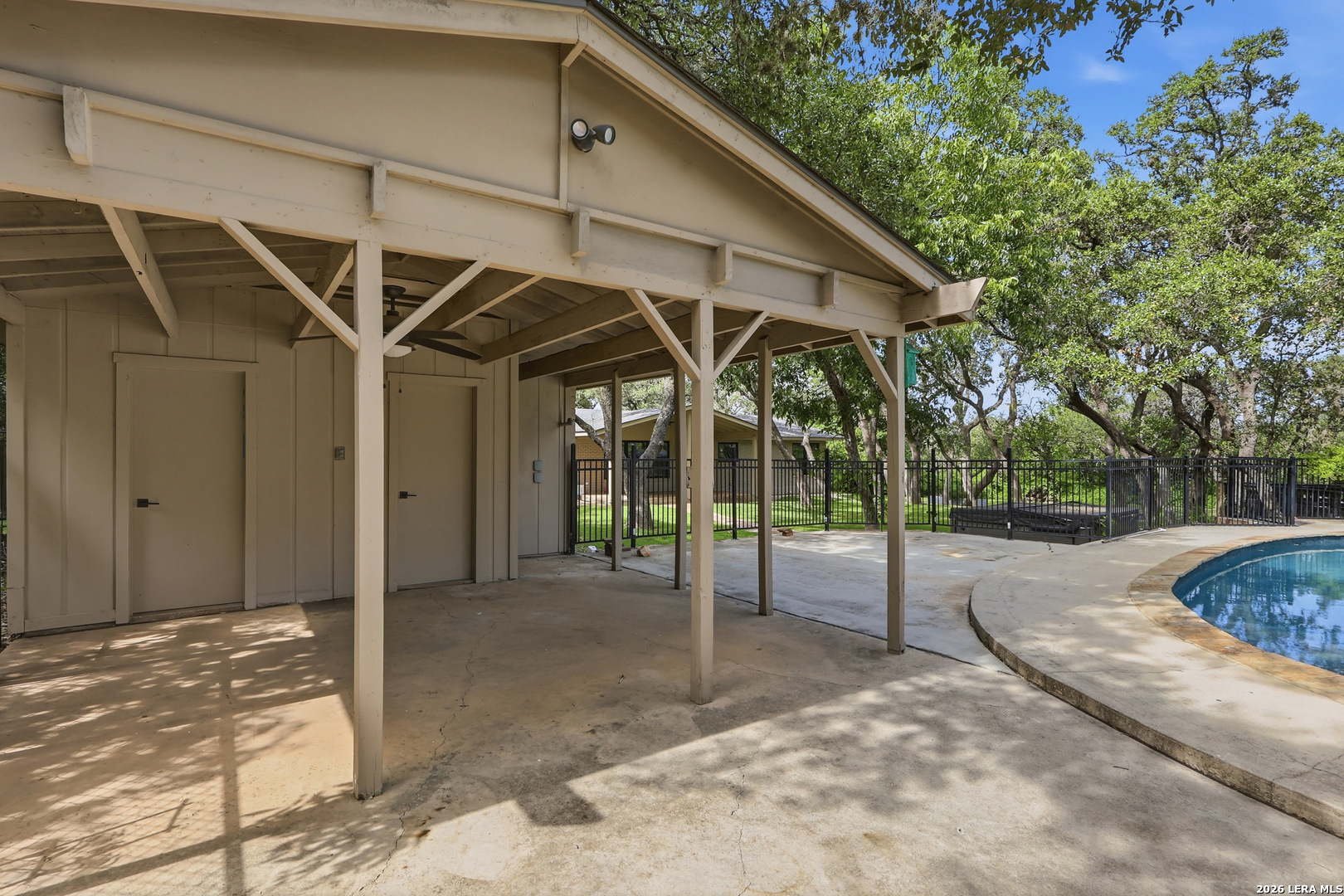 100 Fleetwood Drive Hollywood Park TX 78232