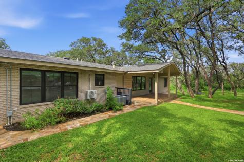 100 Fleetwood Drive Hollywood Park TX 78232