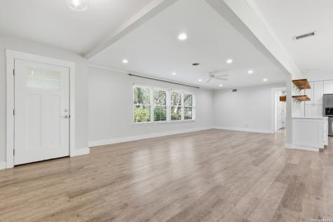 100 Fleetwood Drive Hollywood Park TX 78232