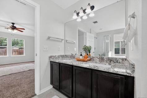 3763 Browning Bluff San Antonio TX 78245