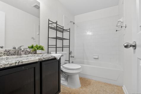 3763 Browning Bluff San Antonio TX 78245