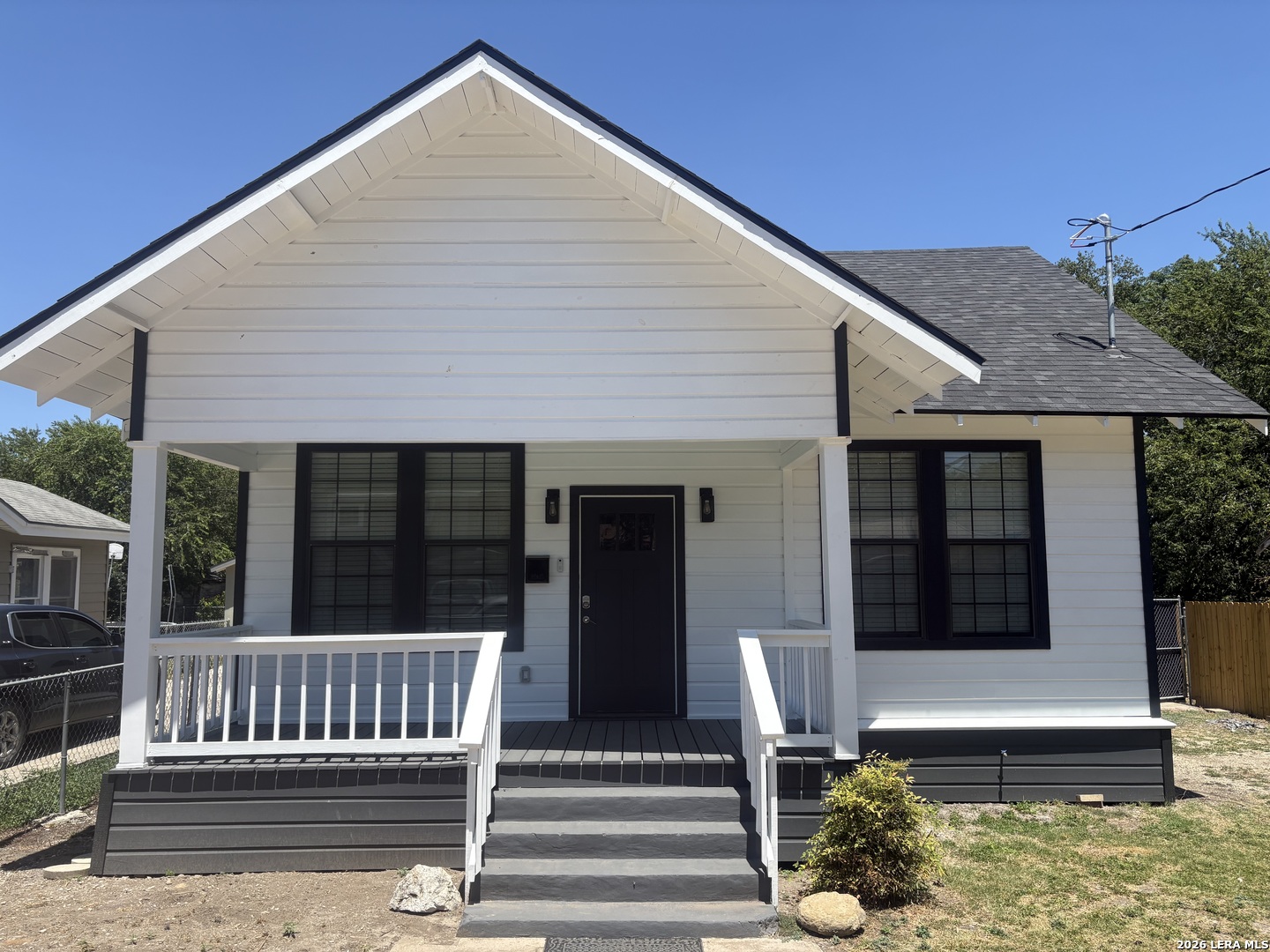 225 Linares San Antonio TX 78225