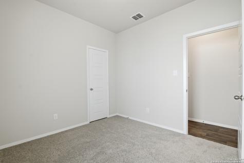 2326 Croaker Creek San Antonio TX 78245