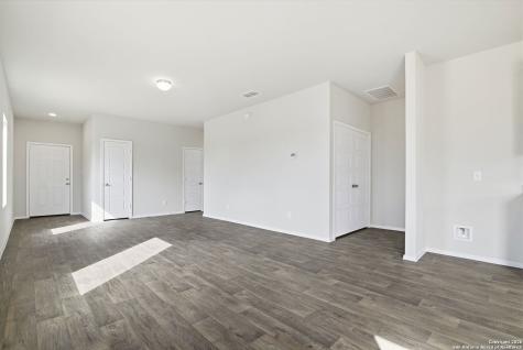 2326 Croaker Creek San Antonio TX 78245
