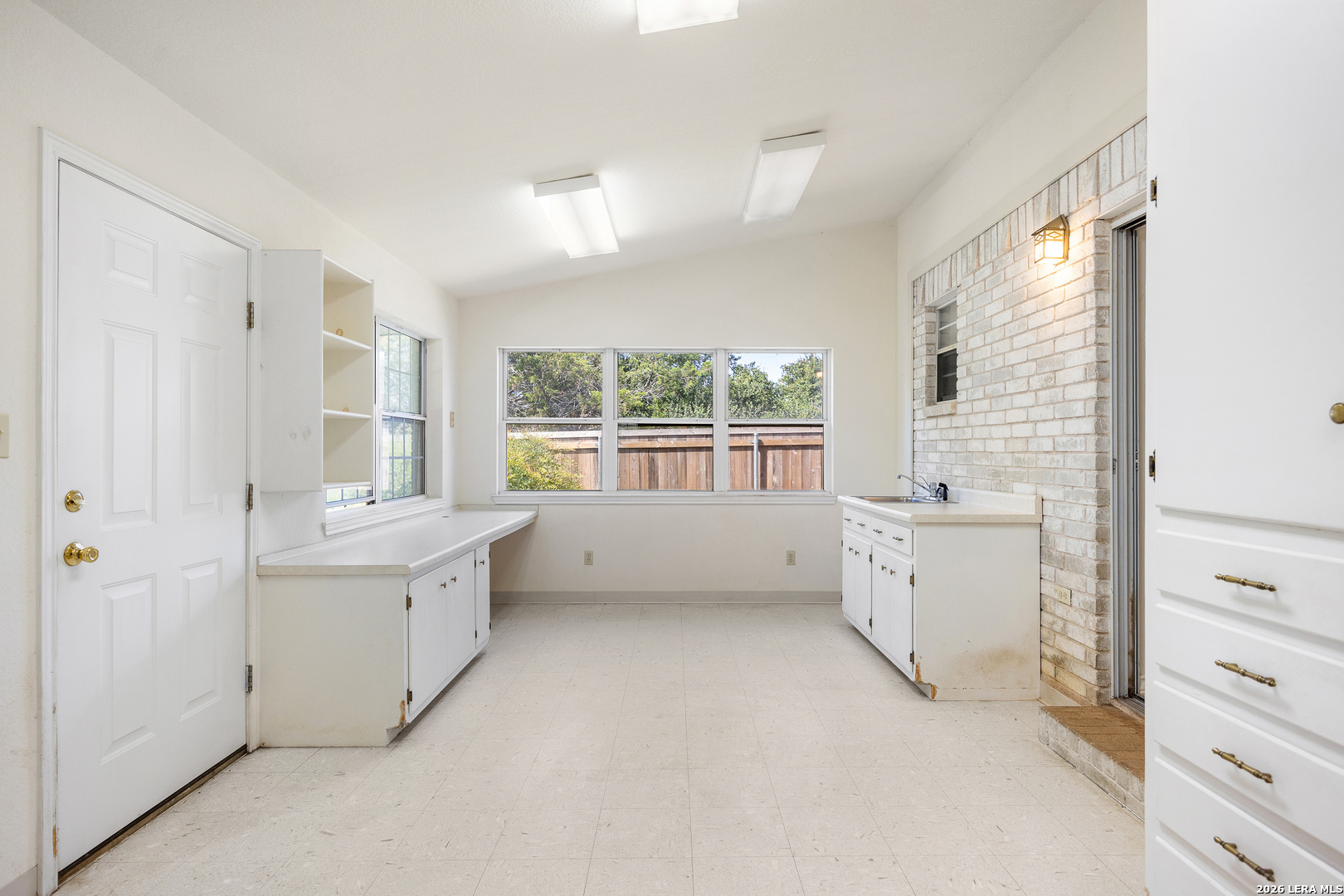103 Crockett Drive Kerrville TX 78028
