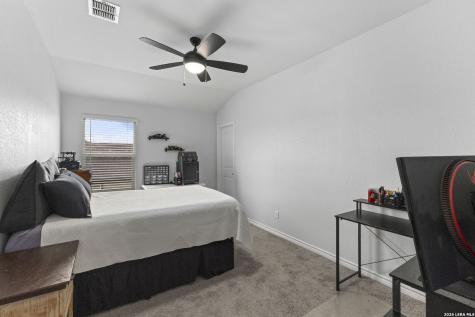 29985 Sebastian Bulverde TX 78163