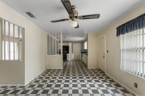 4874 Castle Rose San Antonio TX 78218