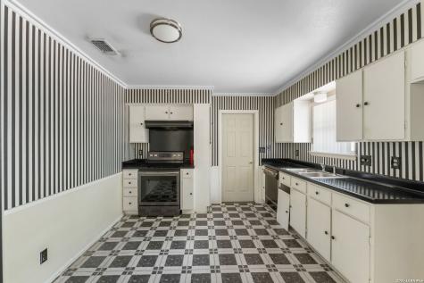 4874 Castle Rose San Antonio TX 78218