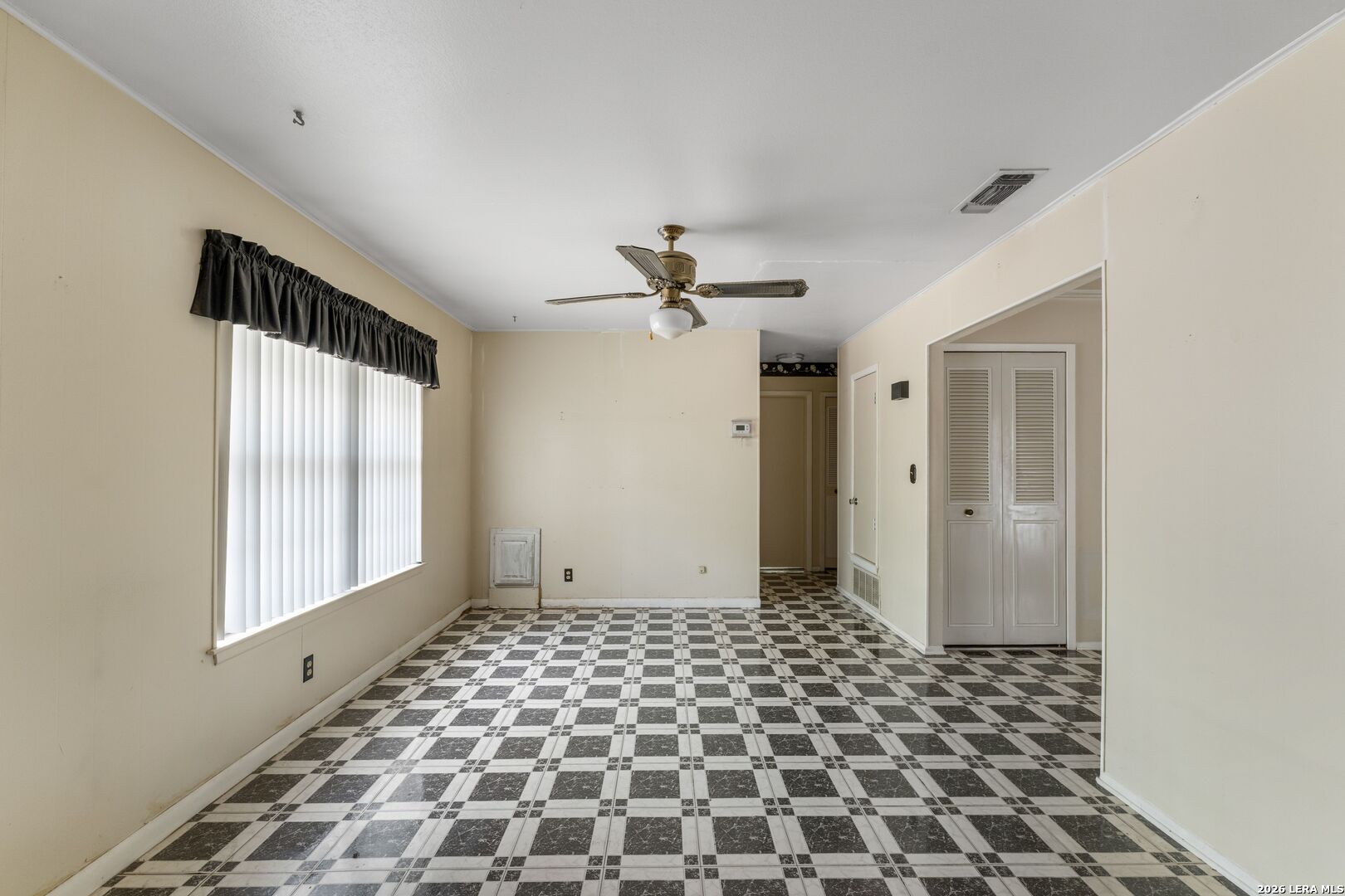 4874 Castle Rose San Antonio TX 78218