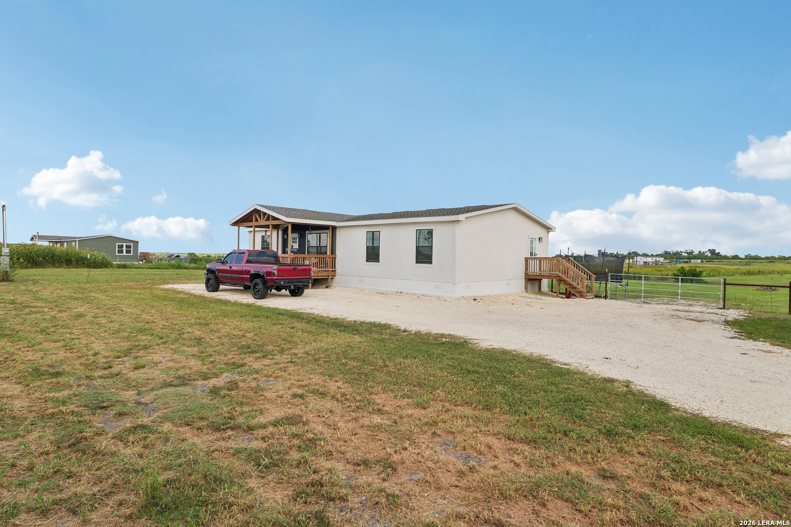2629 Fm 1332 Jourdanton TX 78026